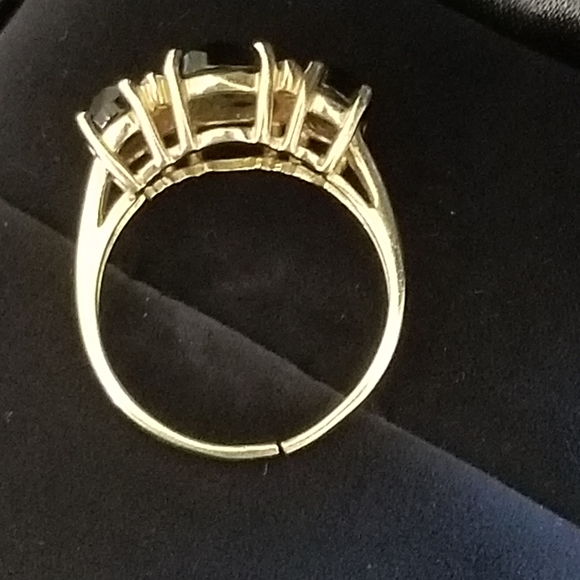 Black Onyx Ring 10k gold - Picture 5 of 6